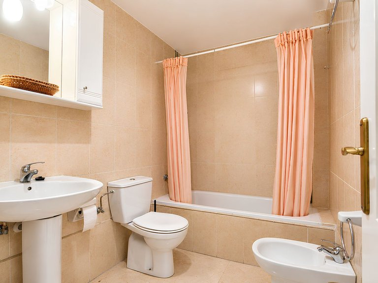 Apartment for Sale in Fuengirola, Malaga 27