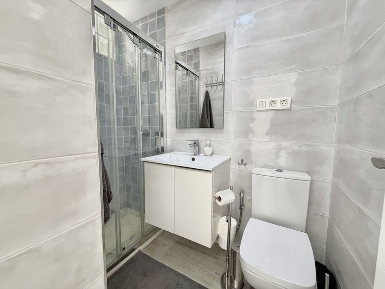 Apartment for Sale in Fuengirola, Malaga 11