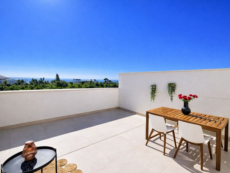 Villa for Sale in Estepona, Malaga 1
