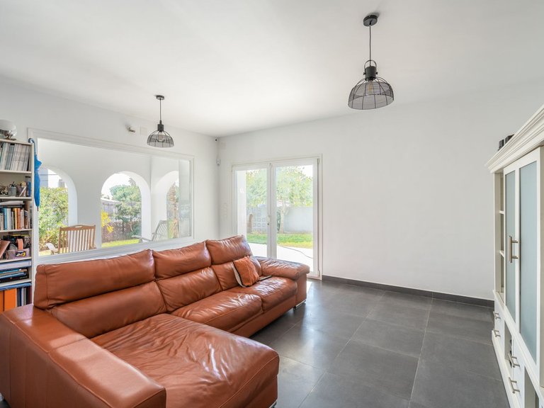 Villa for Sale in El Faro, Malaga 11