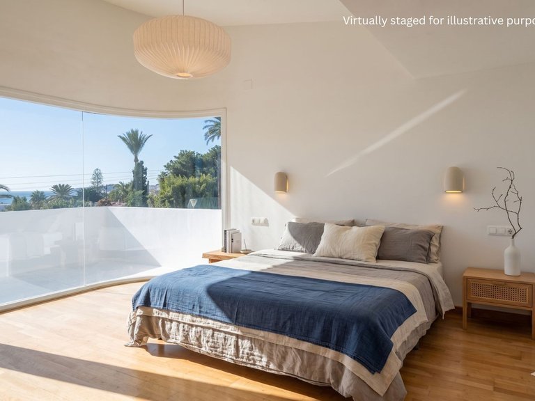 Villa for Sale in El Faro, Malaga 16