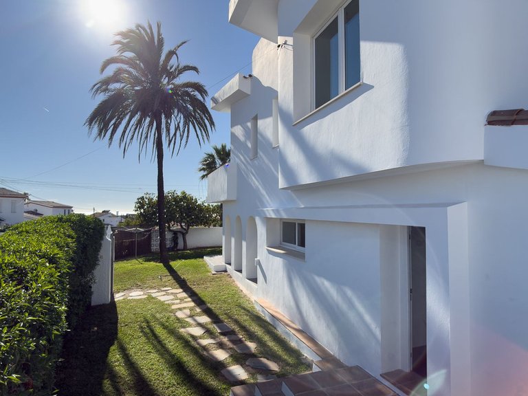 Villa for Sale in El Faro, Malaga 38