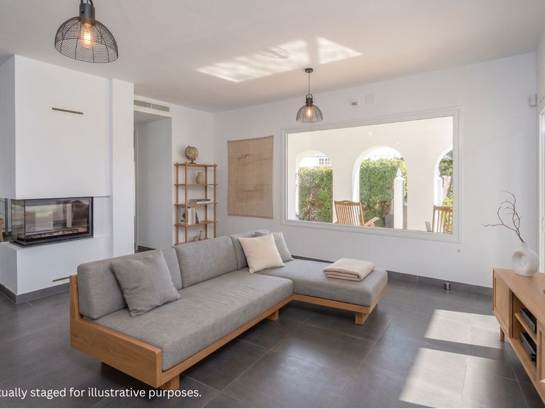 Villa for Sale in El Faro, Malaga 6