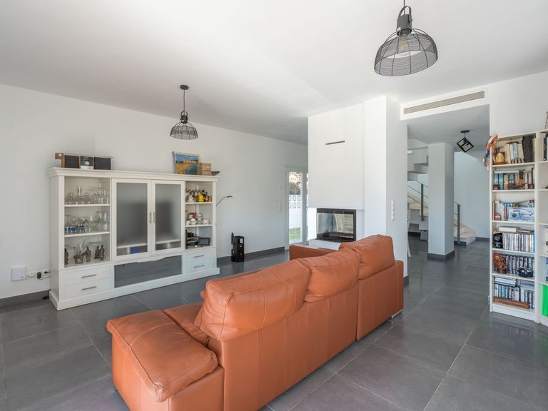 Villa for Sale in El Faro, Malaga 8