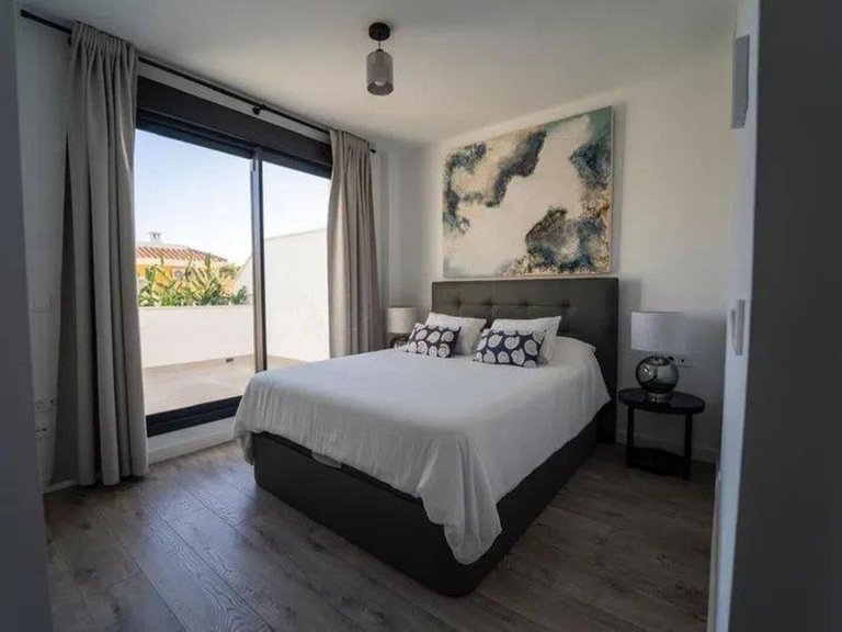 Villa for Sale in Cancelada, Malaga 9
