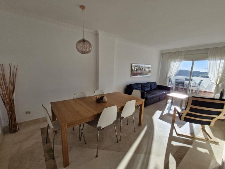 Apartment for Sale in Calanova Golf, Malaga 3