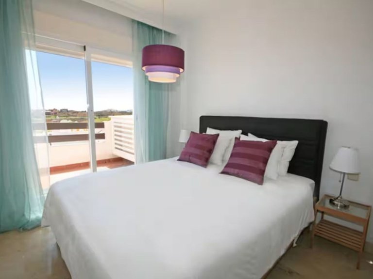 Apartment for Sale in Calanova Golf, Malaga 6