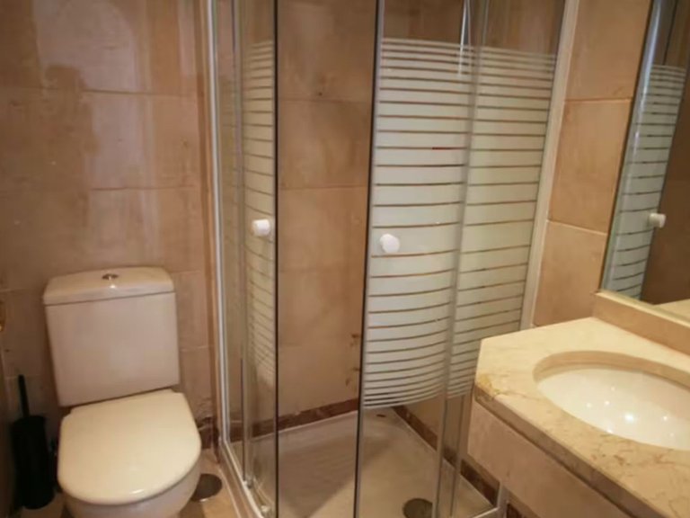 Apartment for Sale in Calanova Golf, Malaga 9
