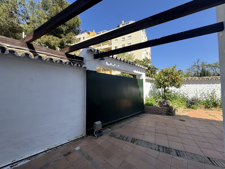 Villa for Sale in Marbella, Malaga 4