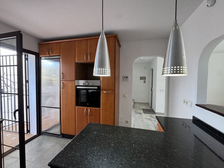 Villa for Sale in Marbella, Malaga 9