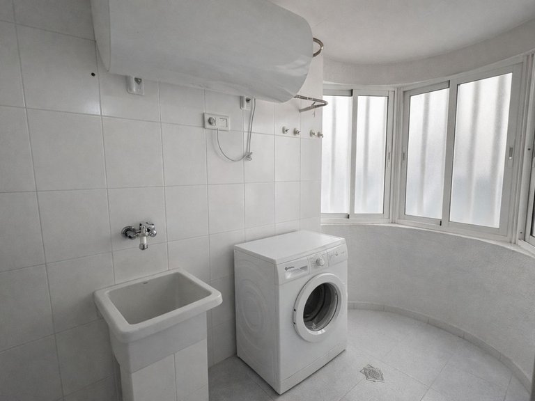 Apartment for Sale in Fuengirola, Malaga 10