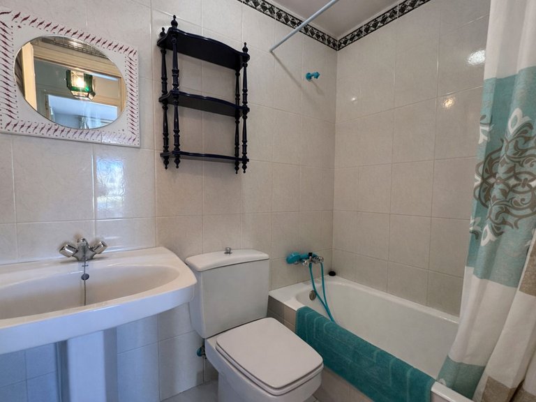 Apartment for Sale in Fuengirola, Malaga 17