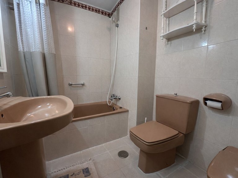 Apartment for Sale in Fuengirola, Malaga 19