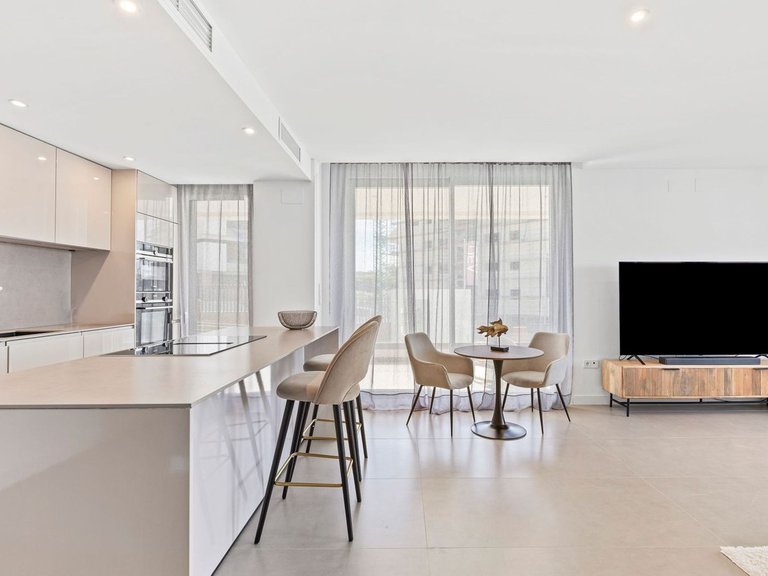 Apartment for Sale in Higueron, Malaga 8
