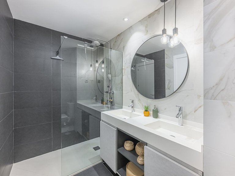 Apartment for Sale in Málaga, Malaga 28