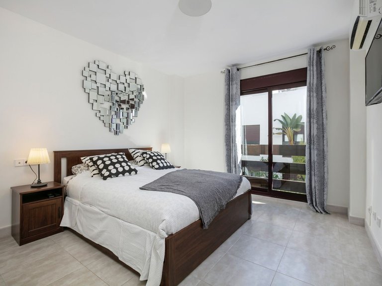 Apartment for Sale in Nueva Andalucía, Malaga 13