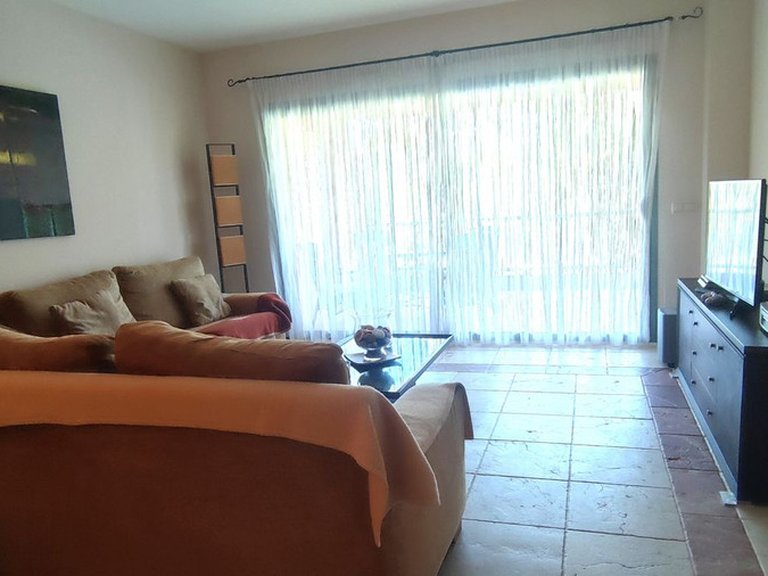 Apartment for Sale in Atalaya, Malaga 13