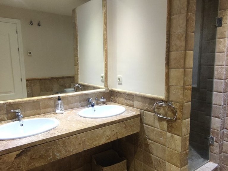 Apartment for Sale in Atalaya, Malaga 21