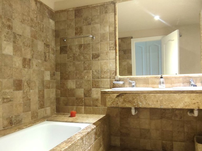 Apartment for Sale in Atalaya, Malaga 23