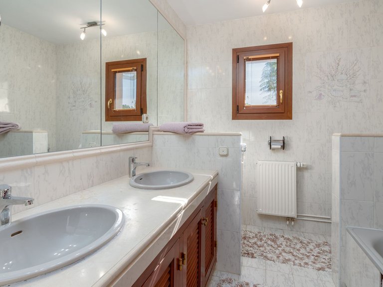 Villa for Sale in Mijas, Malaga 24