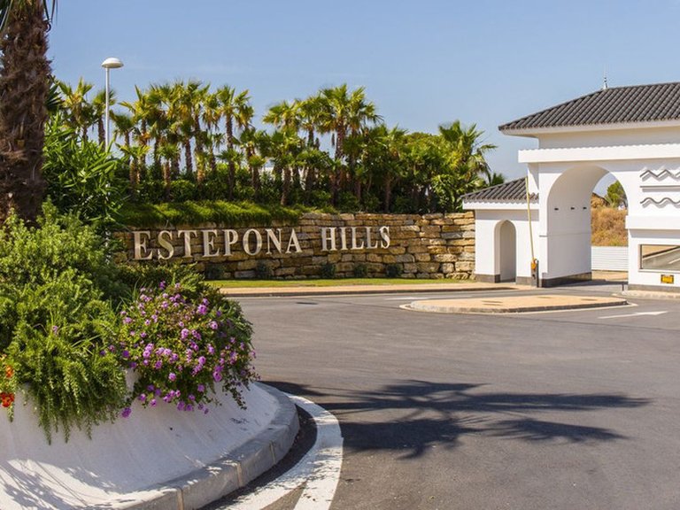 Apartment for Sale in Estepona, Malaga 25