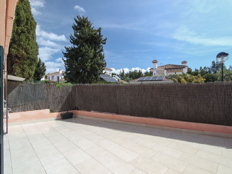 Apartment for Sale in Guadalmina Alta, Malaga 13