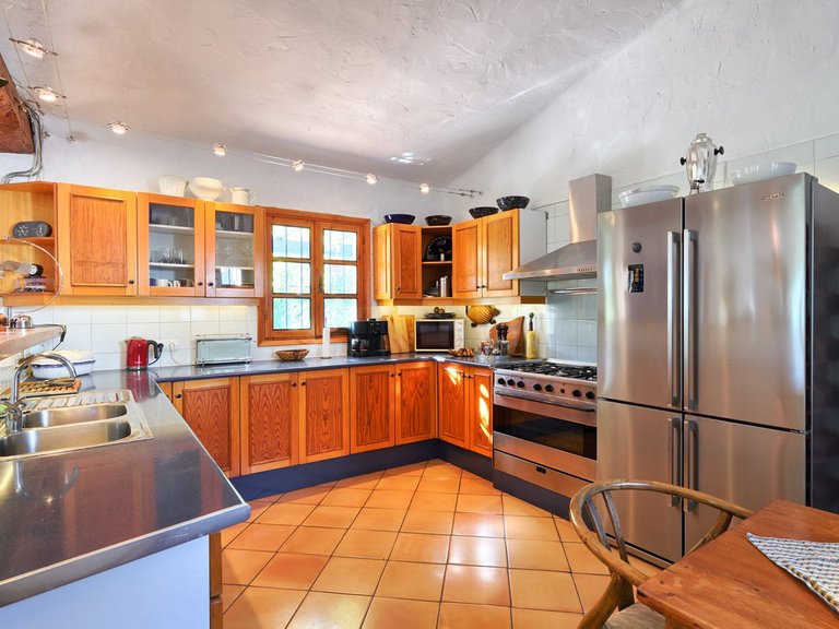 Villa for Sale in Estepona, Malaga 11