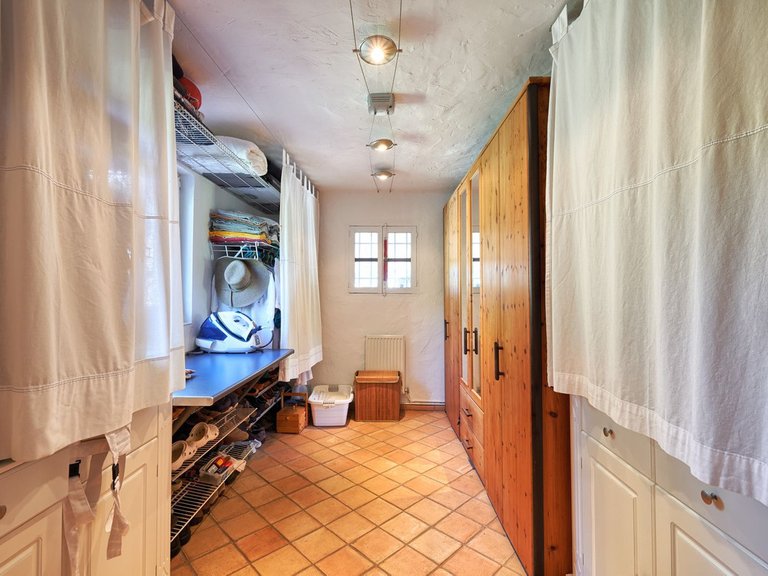 Villa for Sale in Estepona, Malaga 18