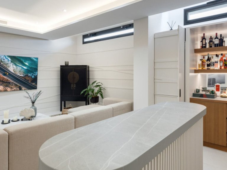 Villa for Sale in Marbella, Malaga 18