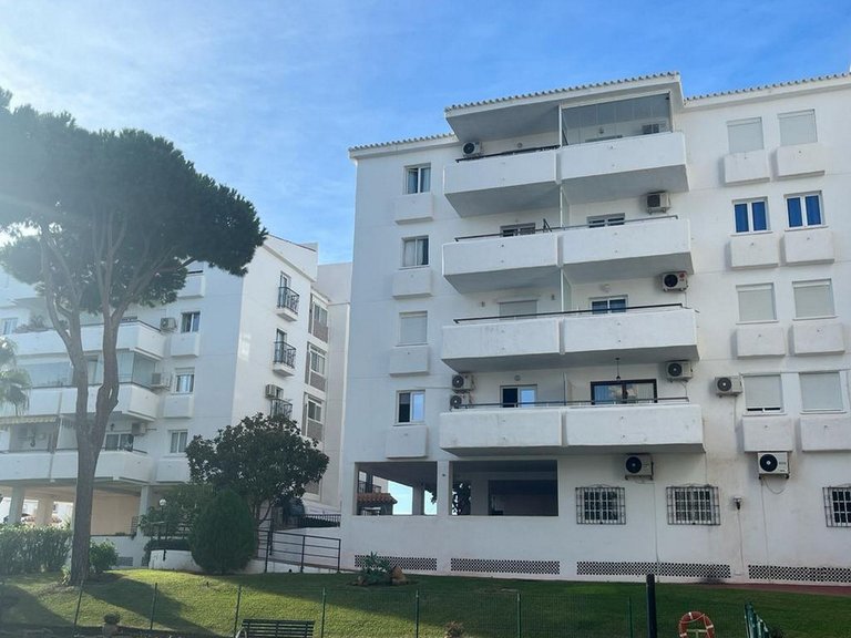 Apartment for Sale in Calahonda, Malaga 20