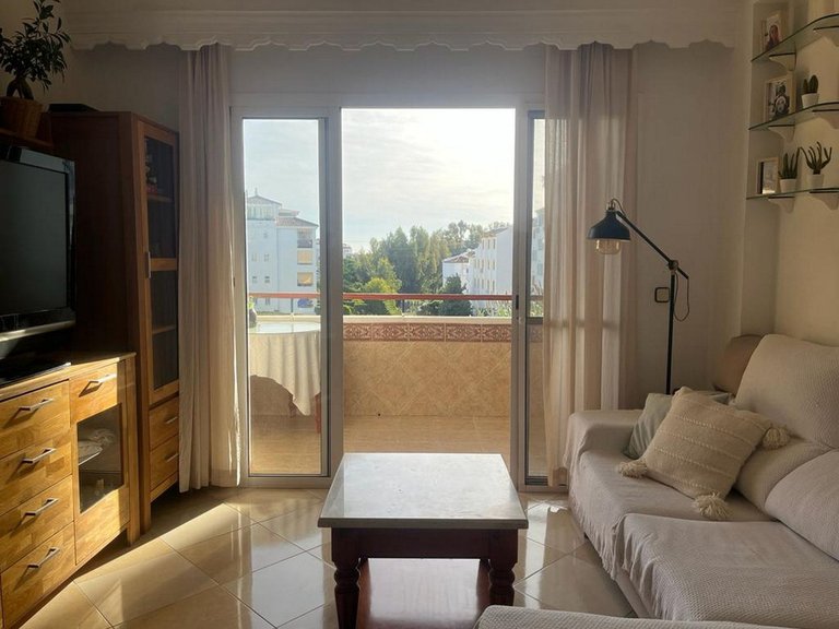 Apartment for Sale in Calahonda, Malaga 4