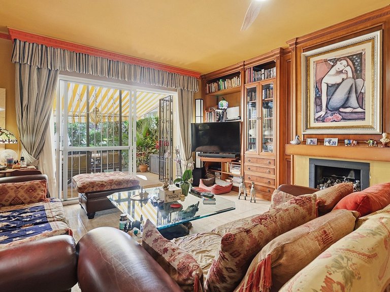 Villa for Sale in Torrequebrada, Malaga 19
