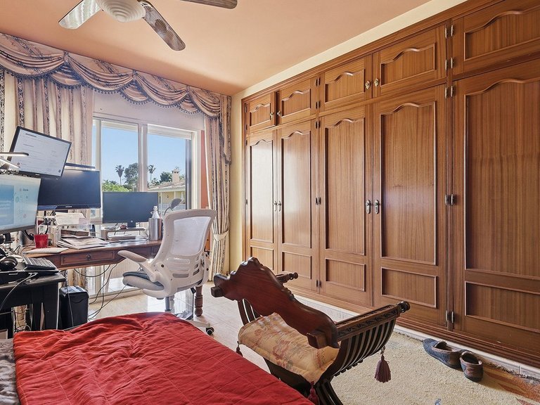 Villa for Sale in Torrequebrada, Malaga 37