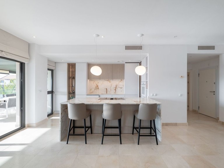 Apartment for Sale in Los Flamingos, Malaga 1