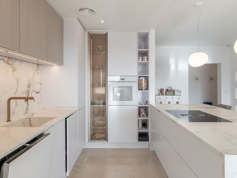 Apartment for Sale in Los Flamingos, Malaga 11