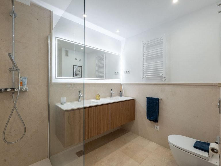 Apartment for Sale in Los Flamingos, Malaga 20