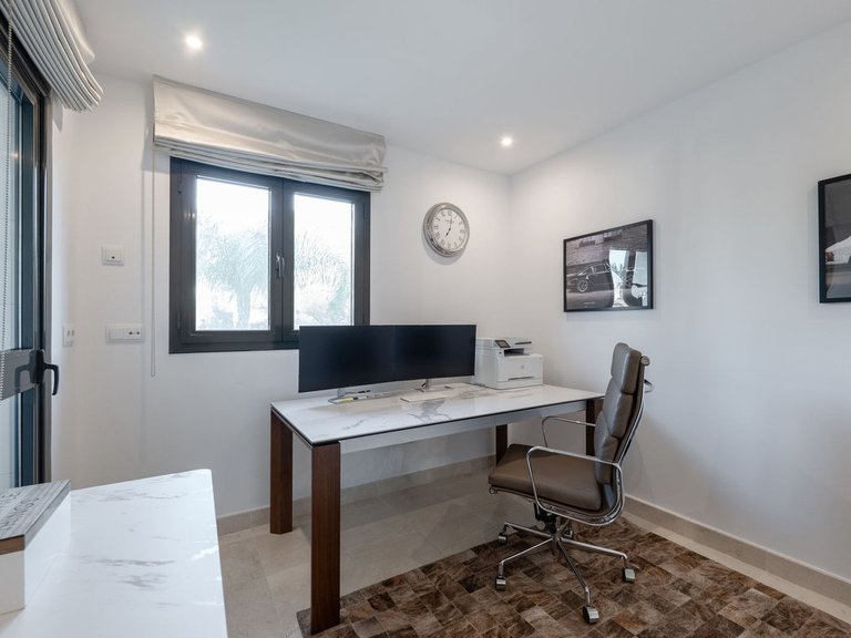 Apartment for Sale in Los Flamingos, Malaga 23