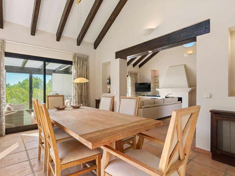 Villa for Sale in Benahavís, Malaga 31