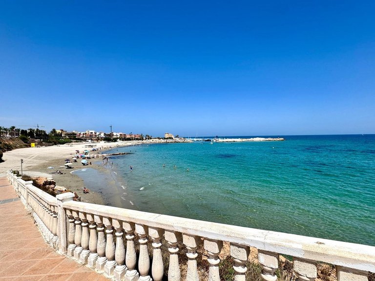 Apartment for Sale in Torre De La Horadada, Alicante 1