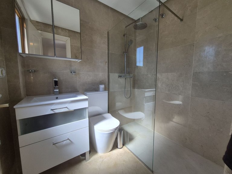 Town House for Sale in La Duquesa, Malaga 25