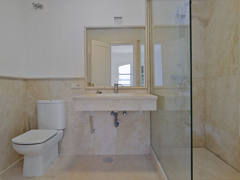 Villa for Sale in Benahavís, Malaga 6