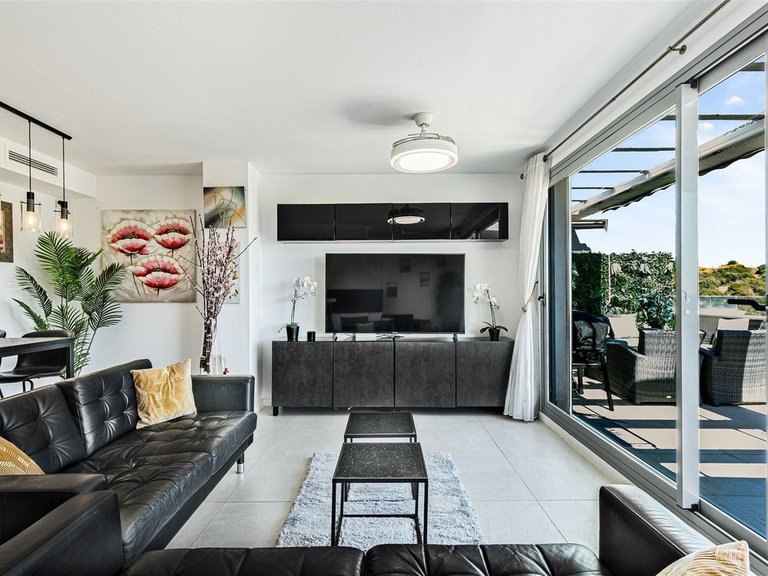 Apartment for Sale in Estepona, Malaga 6