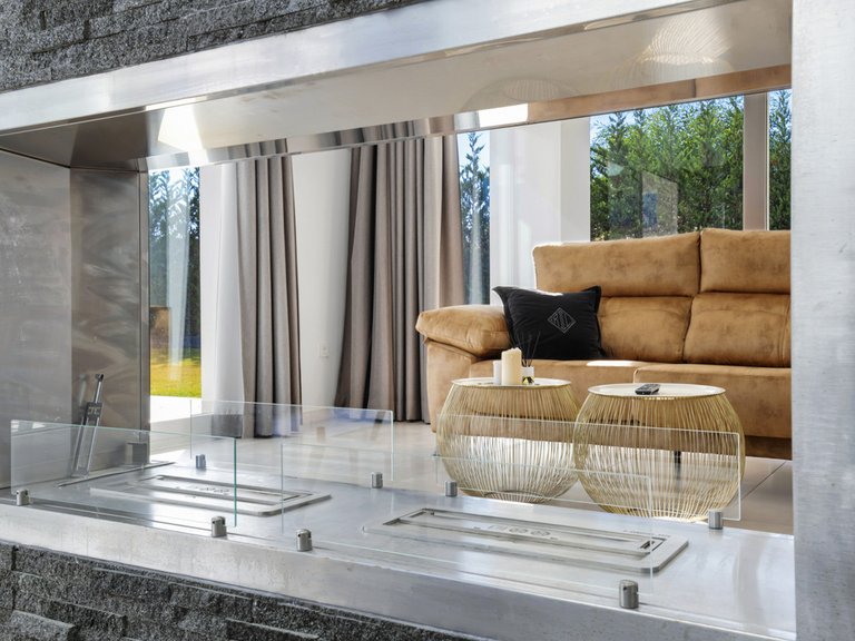 Villa for Sale in La Quinta, Malaga 16