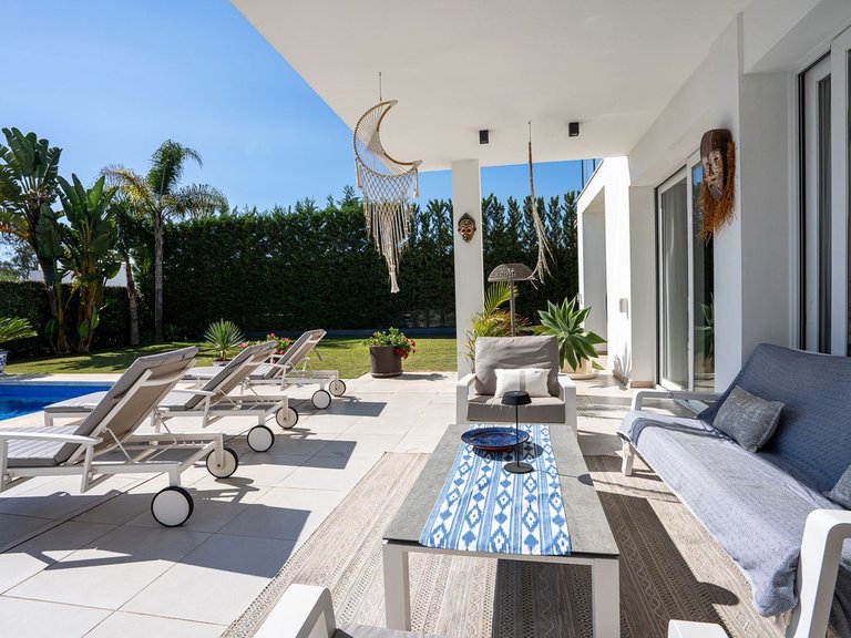 Villa for Sale in La Quinta, Malaga 43