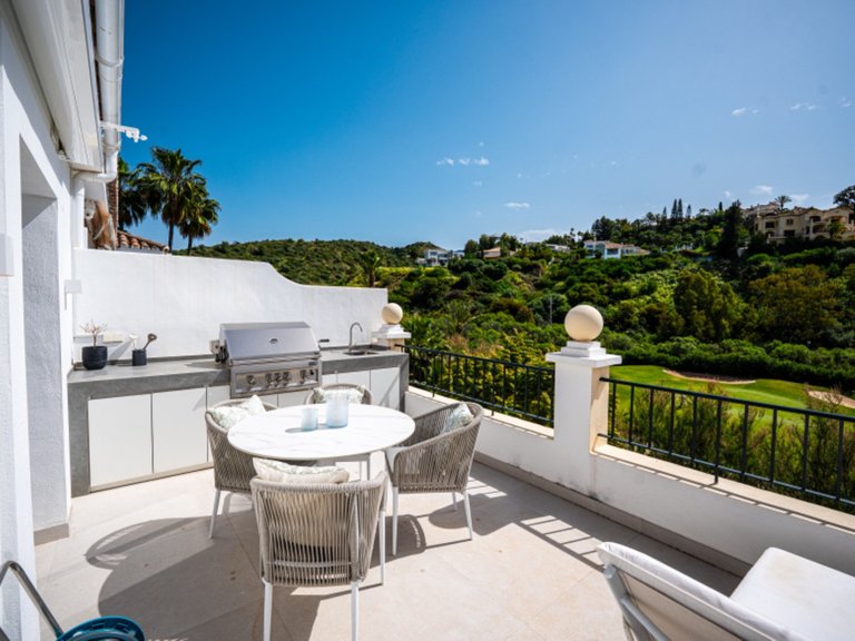 Apartment for Sale in Benahavís, Malaga 6