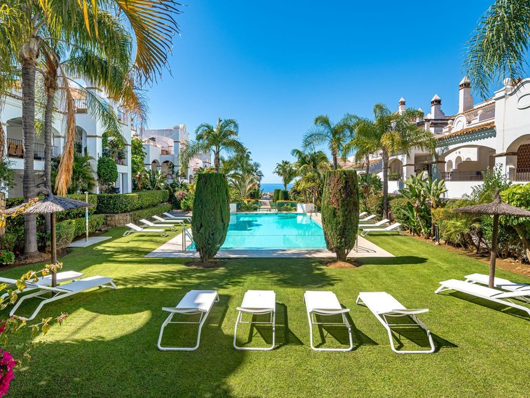 Apartment for Sale in Sierra Blanca, Malaga 16