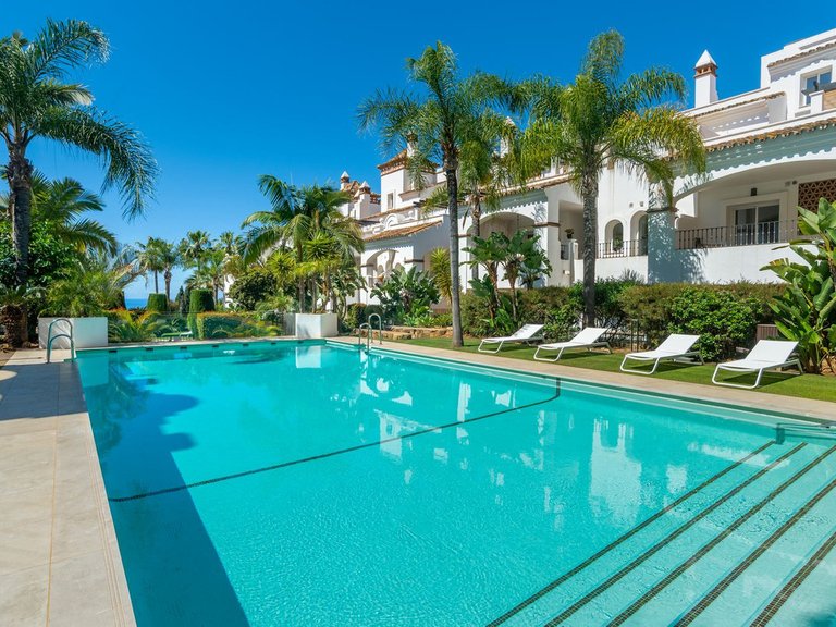 Apartment for Sale in Sierra Blanca, Malaga 9