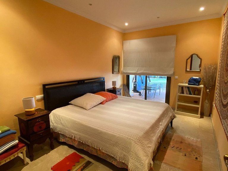 Villa for Sale in Marbella, Malaga 11