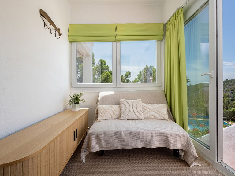 Villa for Sale in Estepona, Malaga 21