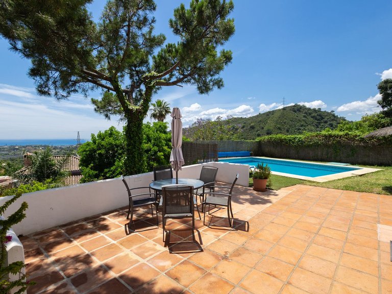 Villa for Sale in Estepona, Malaga 25